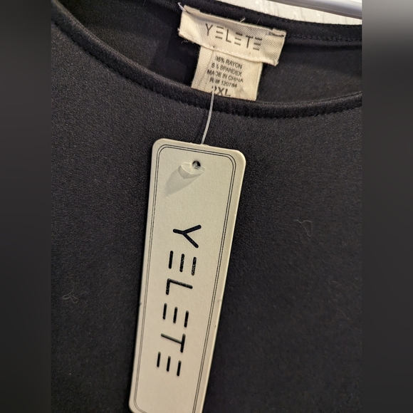 💙 YELETE 💙 Plus Size Dress - Picture 2 of 6